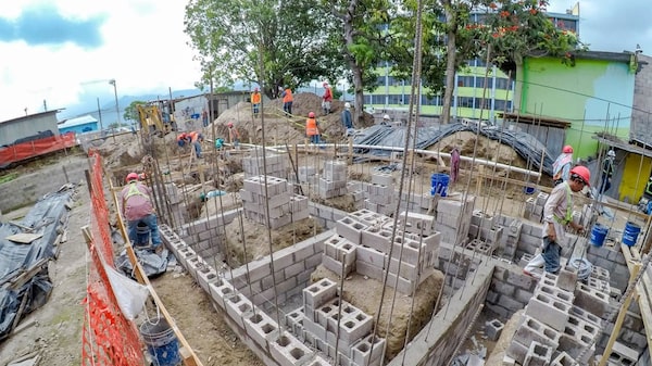 De bloques a tokens: el dinero de la construcción salvadoreña que ya circula en activos digitales De bloques a tokens: el dinero de la construcción salvadoreña que ya circula en activos digitales