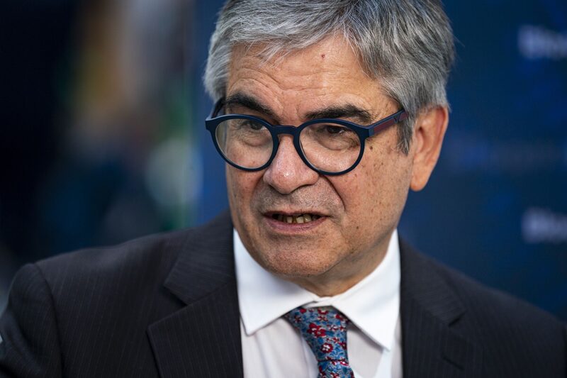 Mario Marcel, ministro de Hacienda de Chile, habla durante una entrevista con Bloomberg Television en Washington, DC, EE.UU., el 13 de abril de 2023. Foto: Bloomberg Mario Marcel, ministro de Hacienda de Chile, habla durante una entrevista con Bloomberg Television en Washington, DC, EE.UU., el 13 de abril de 2023. Foto: Bloomberg