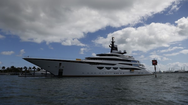 Crece la popularidad de los superyates, pero también su enorme impacto climático Crece la popularidad de los superyates, pero también su enorme impacto climático