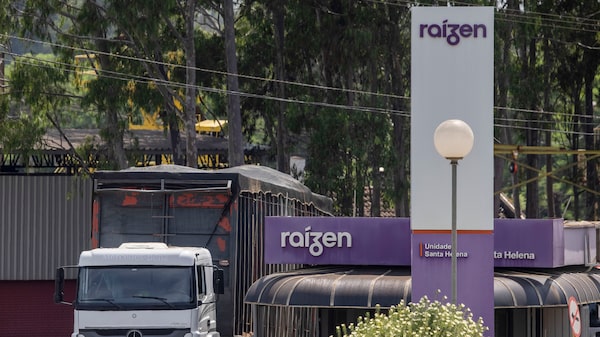 Lula se reuniu com Cosan, Shell e BTG para tratar de crise da Raízen, dizem fontes Lula se reuniu com Cosan, Shell e BTG para tratar de crise da Raízen, dizem fontes