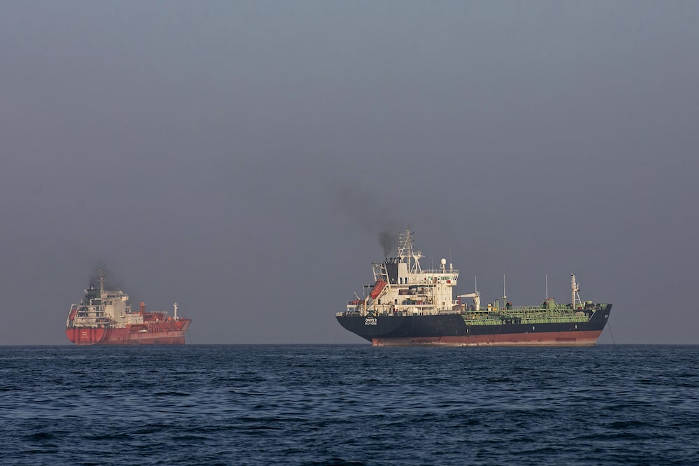Varios barcos permanecen anclados en el estrecho de Ormuz, cerca de la isla de Larak (Irán), el 16 de mayo de 2026. Varios barcos permanecen anclados en el estrecho de Ormuz, cerca de la isla de Larak (Irán), el 16 de mayo de 2026.