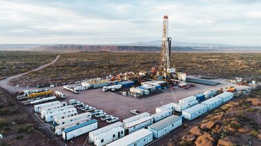 Pampa Energía coloca deuda internacional a plazo récord y TGS se suma a la ola de emisiones Pampa Energía coloca deuda internacional a plazo récord y TGS se suma a la ola de emisiones