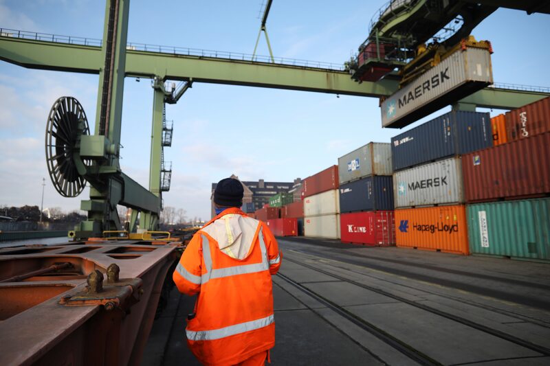 Las acciones de las principales compañías de transporte marítimo de contenedores se desplomaron Las acciones de las principales compañías de transporte marítimo de contenedores se desplomaron