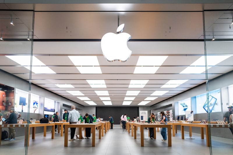 Loja da Apple; empresa se prepara para apresentar seu primeiro iPhone dobrável após anos de desenvolvimento Loja da Apple; empresa se prepara para apresentar seu primeiro iPhone dobrável após anos de desenvolvimento