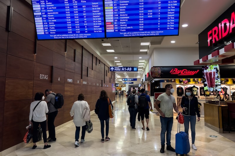 Troops Deployed To Cancun Area After Deadly Gunplay Troops Deployed To Cancun Area After Deadly Gunplay