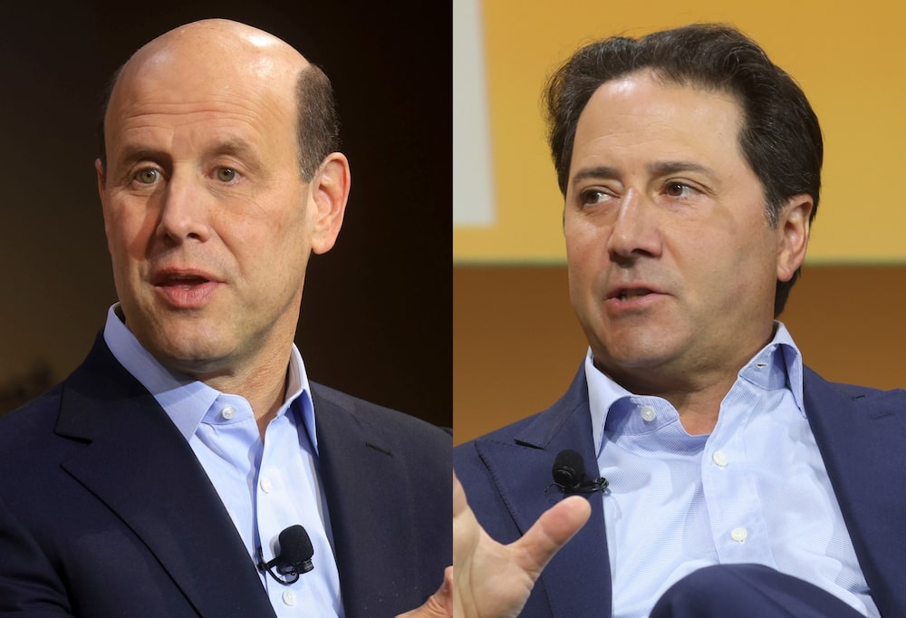 El cofundador de Blue Owl Capital Inc., Marc Lipschultz y el consejero delegado de Ares Management Corp., Mike Arougheti. El cofundador de Blue Owl Capital Inc., Marc Lipschultz y el consejero delegado de Ares Management Corp., Mike Arougheti.