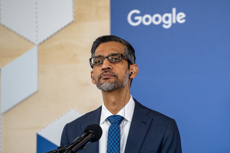 Sundar Pichai, director ejecutivo de Alphabet Inc., durante una visita al campus de Google for Startups en Varsovia, Polonia, el jueves 13 de febrero de 2025. La UE se ha ganado una reputación a nivel mundial por su regulación estricta de las grandes empresas tecnológicas, entre las que se incluyen Apple y Google, debido a preocupaciones en materia de competencia. Sundar Pichai, director ejecutivo de Alphabet Inc., durante una visita al campus de Google for Startups en Varsovia, Polonia, el jueves 13 de febrero de 2025. La UE se ha ganado una reputación a nivel mundial por su regulación estricta de las grandes empresas tecnológicas, entre las que se incluyen Apple y Google, debido a preocupaciones en materia de competencia.
