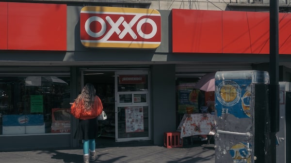 Femsa tentou criar fintech da Oxxo no México. Agora corta vagas após saldo frustrante Femsa tentou criar fintech da Oxxo no México. Agora corta vagas após saldo frustrante