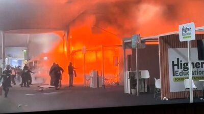 Incêndio atinge pavilhão da COP30, em Belém Incêndio atinge pavilhão da COP30, em Belém