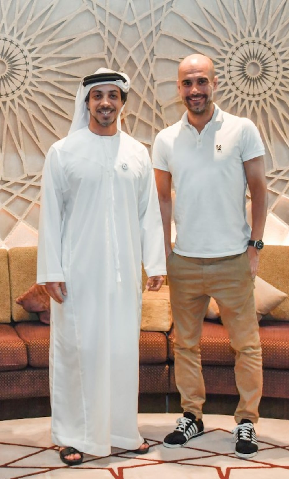 El jeque Mansour con Pep Guardiola. El jeque Mansour con Pep Guardiola.