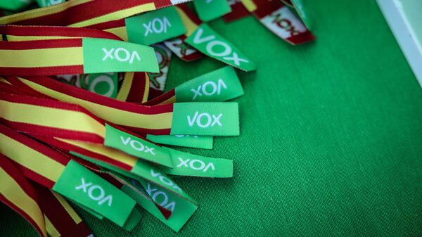 Exdirigente de Vox, partido de extrema derecha en España, recibe un disparo en la cara Exdirigente de Vox, partido de extrema derecha en España, recibe un disparo en la cara