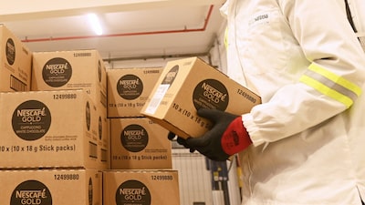 Nestlé prepara 400 cortes na África do Sul em reestruturação, dizem fontes Nestlé prepara 400 cortes na África do Sul em reestruturação, dizem fontes