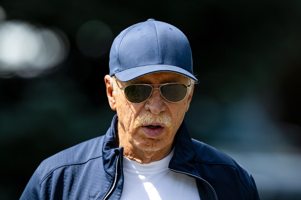 Stan Kroenke, propietario de Los Angeles Rams y desarrollador del SoFi Stadium, durante una aparición pública. Stan Kroenke, propietario de Los Angeles Rams y desarrollador del SoFi Stadium, durante una aparición pública.