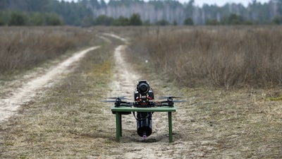 Guerra dos drones com IA: como a Ucrânia busca impor um bloqueio logístico à Rússia Guerra dos drones com IA: como a Ucrânia busca impor um bloqueio logístico à Rússia