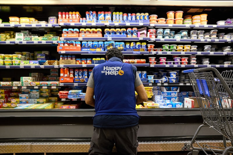Walmart registra ventas flojas con el crecimiento más lento en EE.UU. en años Walmart registra ventas flojas con el crecimiento más lento en EE.UU. en años