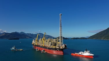 “Esperar y ver”: la caja de las petroleras se dispara, pero aún frenan nuevas inversiones “Esperar y ver”: la caja de las petroleras se dispara, pero aún frenan nuevas inversiones