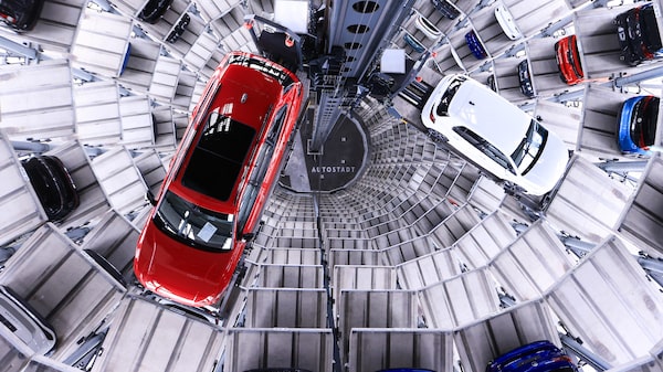 VW apenas generó beneficios en el trimestre: aranceles amenazan con empeorar las cifras VW apenas generó beneficios en el trimestre: aranceles amenazan con empeorar las cifras