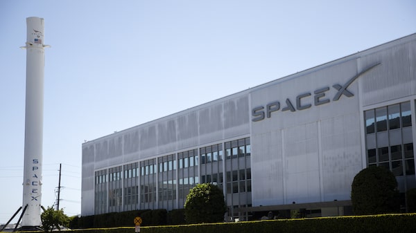 SpaceX pede autorização para instalar ‘constelação’ de data centers no espaço SpaceX pede autorização para instalar ‘constelação’ de data centers no espaço
