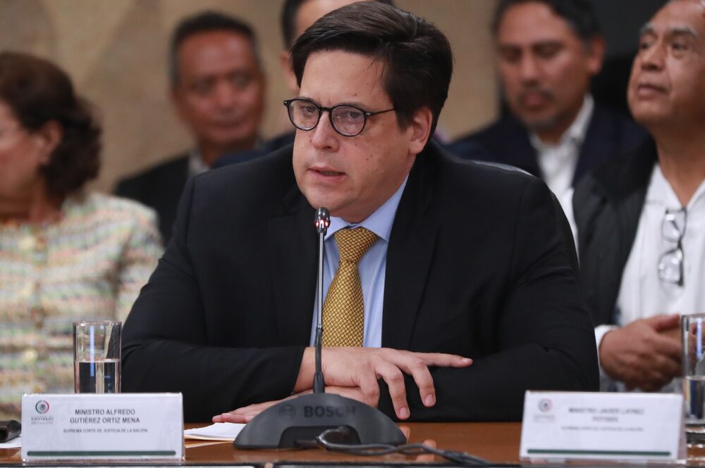 El Ministro Alfredo Gutiérrez Ortiz Mena durante su participación en un diálogo sobre la reforma judicial en el Congreso mexicano El Ministro Alfredo Gutiérrez Ortiz Mena durante su participación en un diálogo sobre la reforma judicial en el Congreso mexicano