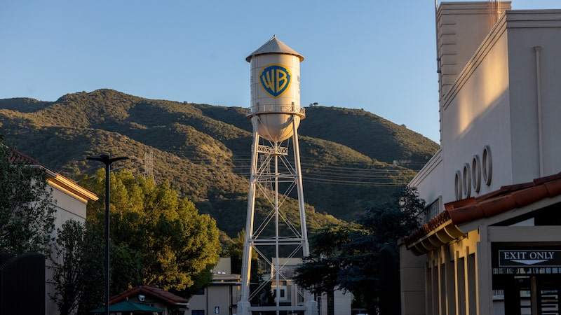 Warner Bros planeja rejeitar oferta da Paramount na próxima semana, dizem fontes Warner Bros planeja rejeitar oferta da Paramount na próxima semana, dizem fontes