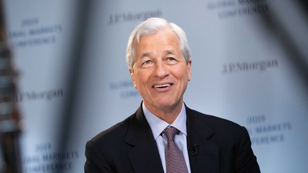 JPMorgan sube la paga de Jamie Dimon hasta US$34,5 millones para 2021 JPMorgan sube la paga de Jamie Dimon hasta US$34,5 millones para 2021