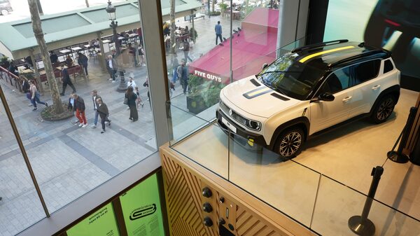 Renault aumenta ingresos trimestrales por demanda de nuevos modelos de automóviles Renault aumenta ingresos trimestrales por demanda de nuevos modelos de automóviles