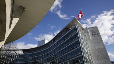 Nestlé reformula sistema de bônus e submete até o CEO às novas regras Nestlé reformula sistema de bônus e submete até o CEO às novas regras