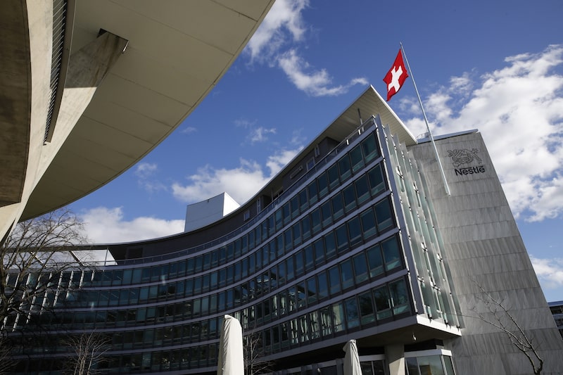 Colaboradores classificados como “exemplares”, o nível mais alto, poderão receber até 150% da meta de bônus, Colaboradores classificados como “exemplares”, o nível mais alto, poderão receber até 150% da meta de bônus,