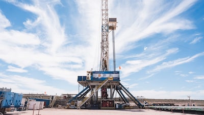 Dos gigantes internacionales se asocian con YPF para el millonario negocio del gas en Vaca Muerta Dos gigantes internacionales se asocian con YPF para el millonario negocio del gas en Vaca Muerta