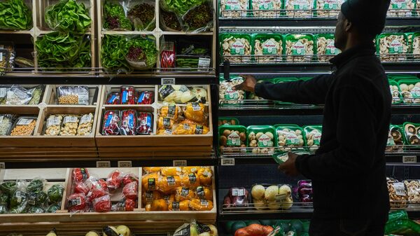 Supermercados recurren a la IA para vender productos casi vencidos Supermercados recurren a la IA para vender productos casi vencidos