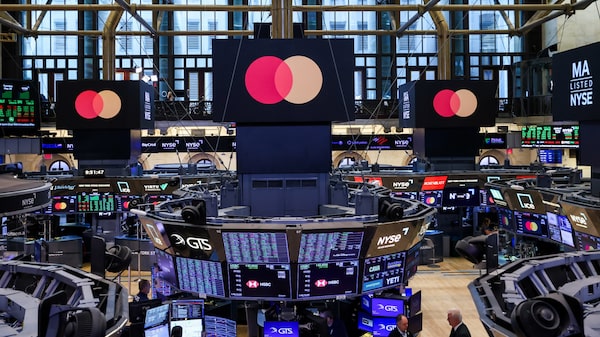 Las acciones de Mastercard suben tras superar las estimaciones de ganancias e ingresos Las acciones de Mastercard suben tras superar las estimaciones de ganancias e ingresos