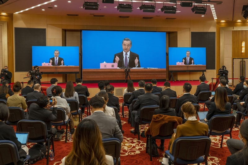 Coletiva de imprensa do Ministro de Relações Exteriores chinês Coletiva de imprensa do Ministro de Relações Exteriores chinês