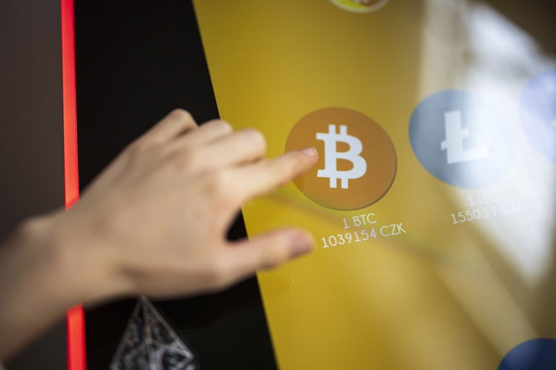 Cryptocurrency Kiosks Ahead of Eagerly Awaited ETF Decision Cryptocurrency Kiosks Ahead of Eagerly Awaited ETF Decision