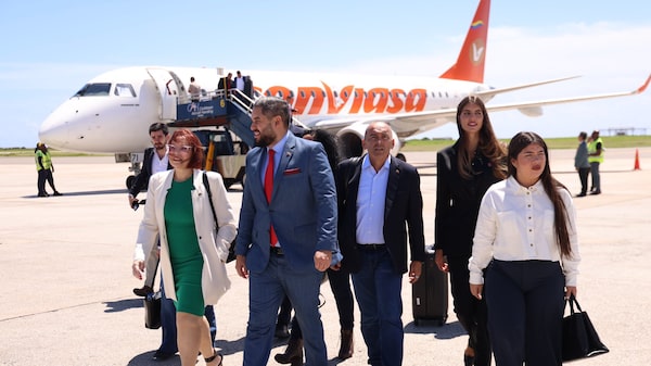 Oficialismo y oposición venezolana firmaron dos acuerdos parciales en Barbados Oficialismo y oposición venezolana firmaron dos acuerdos parciales en Barbados