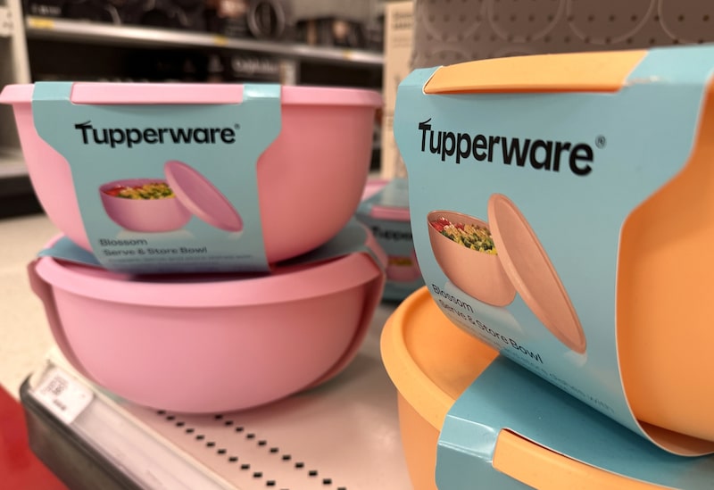 A Tupperware ainda depende das vendas diretas, mas enfrenta competição com sites e mudanças nos hábitos de consumo (Foto: Steven Church e Eliza Ronalds-Hannon/Bloomberg A Tupperware ainda depende das vendas diretas, mas enfrenta competição com sites e mudanças nos hábitos de consumo (Foto: Steven Church e Eliza Ronalds-Hannon/Bloomberg