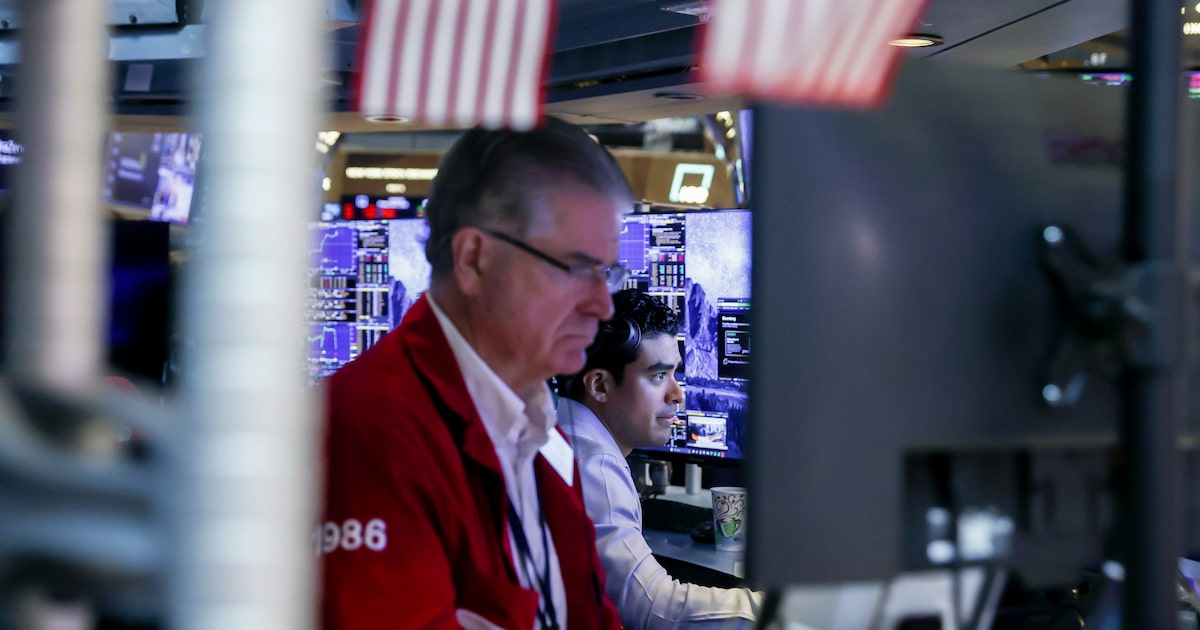 Bolsa de Nueva York cae por tensiones iraníes y alza del petróleo