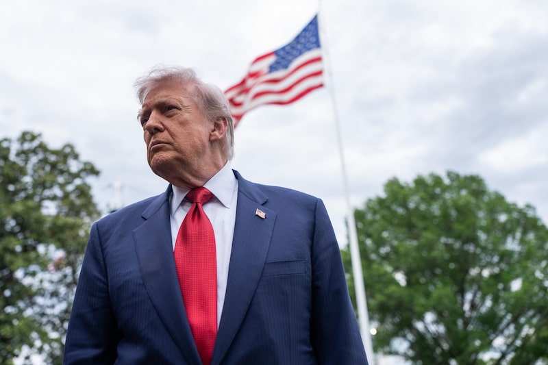 Impasse entre Washington e Teerã fragiliza cessar-fogo no Oriente Médio, impulsiona o petróleo e aumenta cautela nos mercados globais Impasse entre Washington e Teerã fragiliza cessar-fogo no Oriente Médio, impulsiona o petróleo e aumenta cautela nos mercados globais