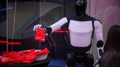 ¿Un robot en casa? Musk dice que Tesla vendería sus Optimus al público en 2027 ¿Un robot en casa? Musk dice que Tesla vendería sus Optimus al público en 2027