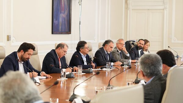 Consejo de ministros no puede servir de cortina de humo, dice sector privado colombiano Consejo de ministros no puede servir de cortina de humo, dice sector privado colombiano