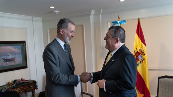 Delegaciones regresan a sus países sin presenciar investidura de Arévalo en Guatemala Delegaciones regresan a sus países sin presenciar investidura de Arévalo en Guatemala