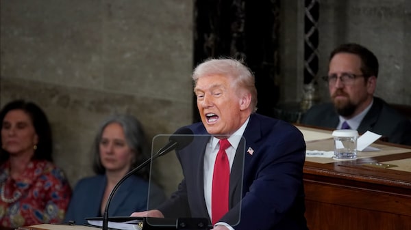 Trump hace de su discurso del Estado de la Unión un mitin en busca de impulso económico Trump hace de su discurso del Estado de la Unión un mitin en busca de impulso económico