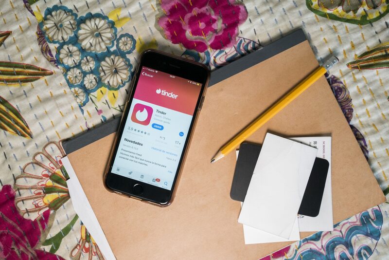 Relação dentro das empresas que ajudaram a financiar o Tinder foi parar na justiça Relação dentro das empresas que ajudaram a financiar o Tinder foi parar na justiça