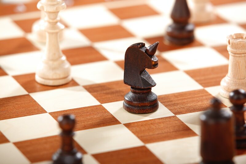 El temor a los 'unicorpses' acecha a los unicornios ante menos inversión de riesgo, mientras los corporativos como Walmex buscan sinergia con startups. ¿Qué más ocurrió estos días? Fuente: Wooden Chessboards El temor a los 'unicorpses' acecha a los unicornios ante menos inversión de riesgo, mientras los corporativos como Walmex buscan sinergia con startups. ¿Qué más ocurrió estos días? Fuente: Wooden Chessboards