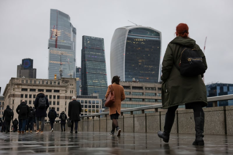 Sub-representação ocorre em um momento em que vagas ligadas à inteligência artificial crescem rapidamente e oferecem salários superiores aos de funções fora da área (Foto: Hollie Adams/Bloomberg) Sub-representação ocorre em um momento em que vagas ligadas à inteligência artificial crescem rapidamente e oferecem salários superiores aos de funções fora da área (Foto: Hollie Adams/Bloomberg)