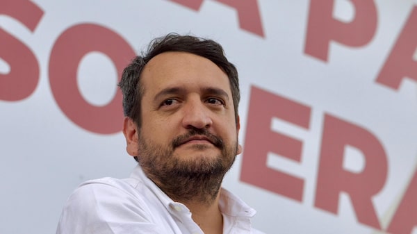 Hijo del expresidente AMLO renuncia a cargo en partido gobernante Morena: busca ser diputado Hijo del expresidente AMLO renuncia a cargo en partido gobernante Morena: busca ser diputado