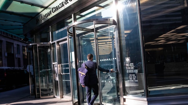 Recuperación bursátil se enfrenta a nuevo reto ante menor recompra de acciones Recuperación bursátil se enfrenta a nuevo reto ante menor recompra de acciones