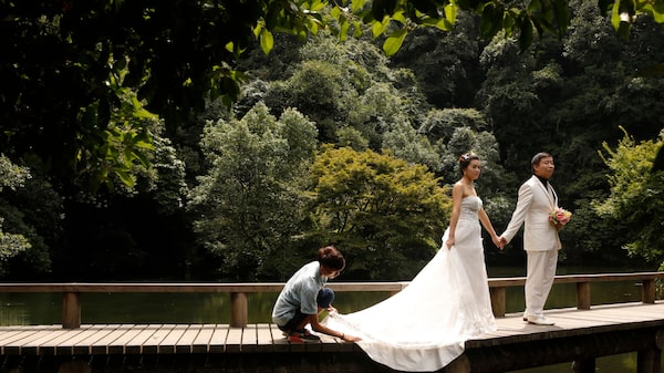 Matrimonios en China caen a mínimo histórico y crece la presión demográfica Matrimonios en China caen a mínimo histórico y crece la presión demográfica
