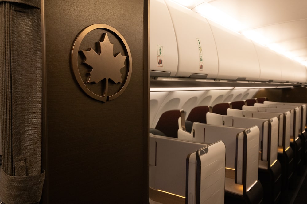 El interior de un avión Airbus A321XLR de Air Canada. El interior de un avión Airbus A321XLR de Air Canada.