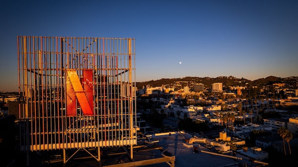 Netflix refinancia parte de empréstimo de US$ 59 bilhões para oferta da Warner Netflix refinancia parte de empréstimo de US$ 59 bilhões para oferta da Warner