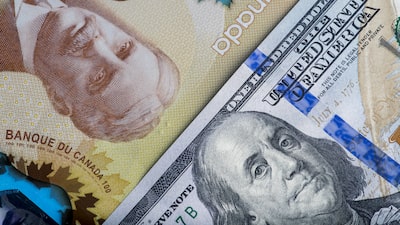Dólar canadiense cae y bonos repuntan tras fracaso de negociaciones comerciales con EE.UU. Dólar canadiense cae y bonos repuntan tras fracaso de negociaciones comerciales con EE.UU.